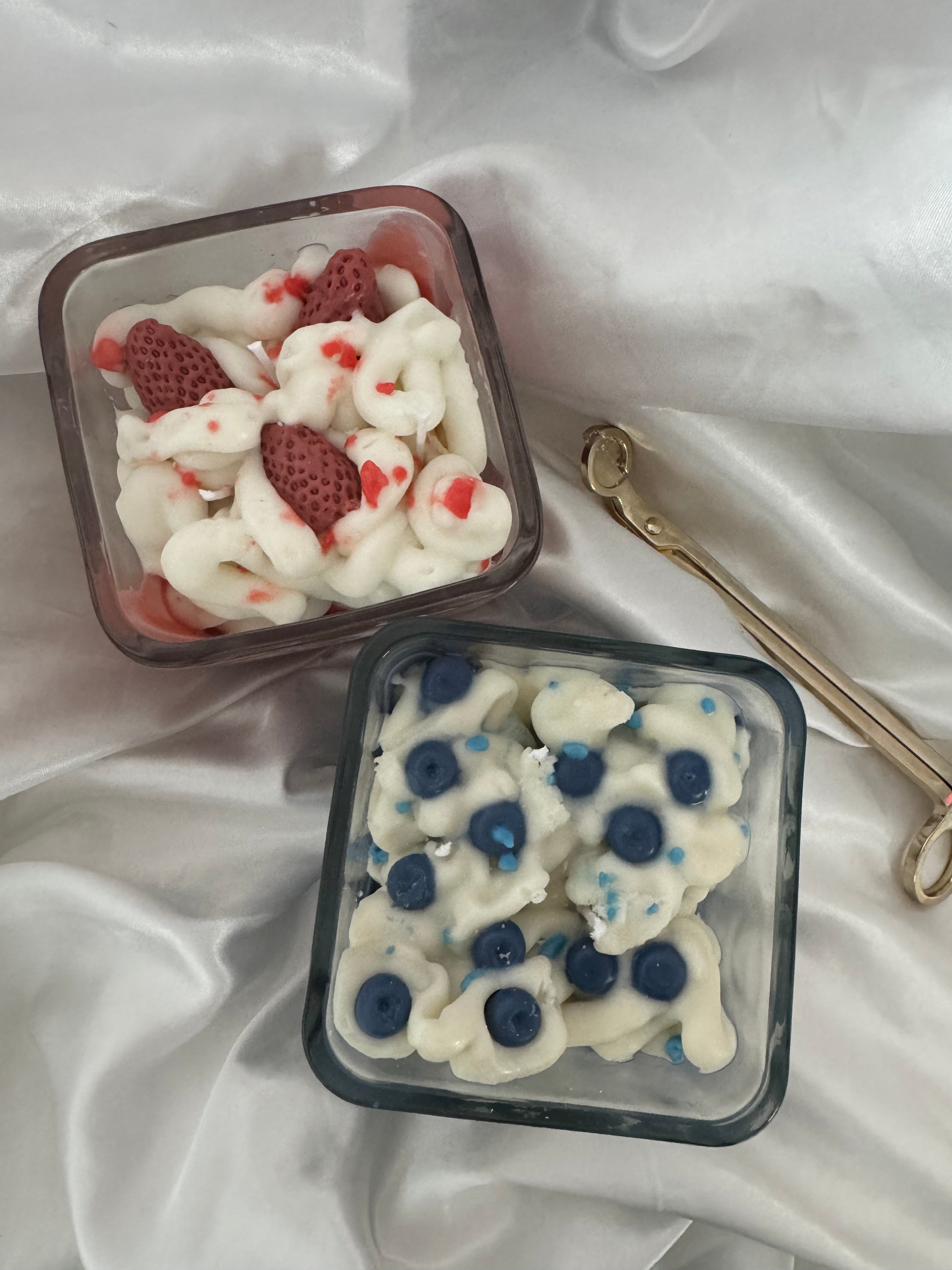 Chandelle 3 mèches – Vanille & Bleuets sucrés
