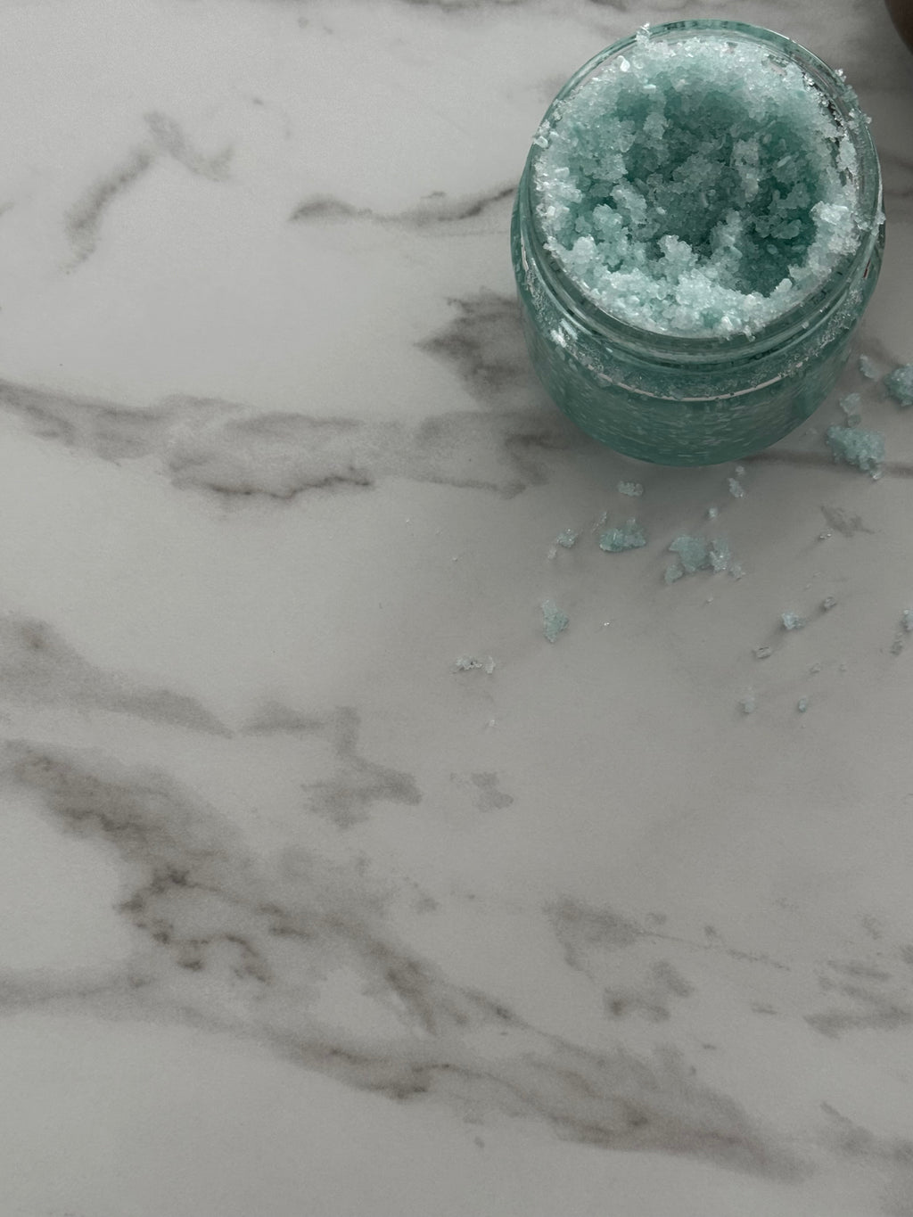 Exfoliant 9oz dans des pots de verres