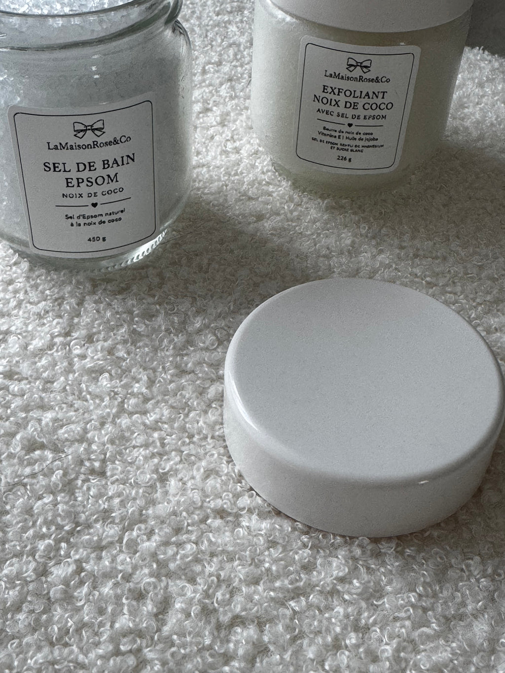 Sel naturel d’Epsom — LaMaisonRose & Co
Fait à la main • Format 450 g